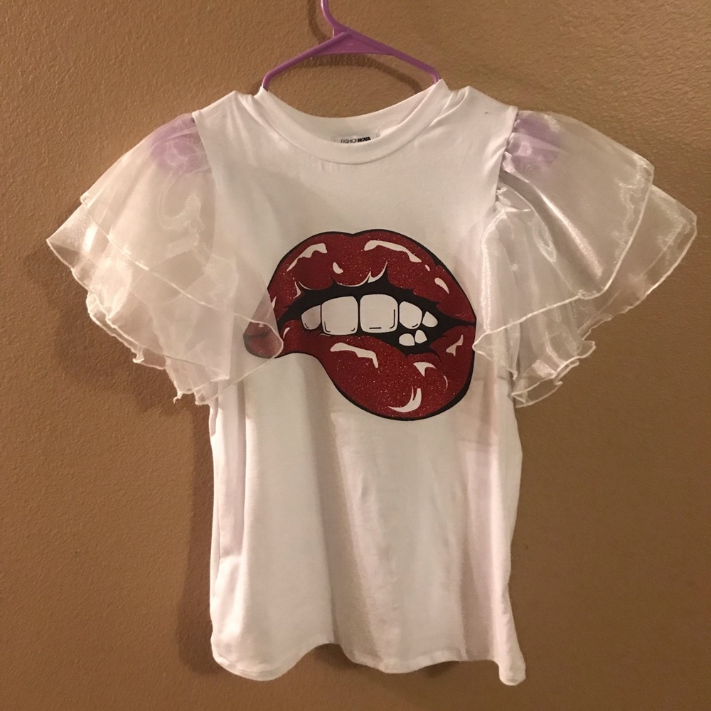 Brand New, Fashion Tee